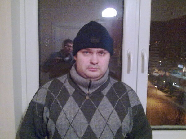  6863732  Pavel, 46 ,    