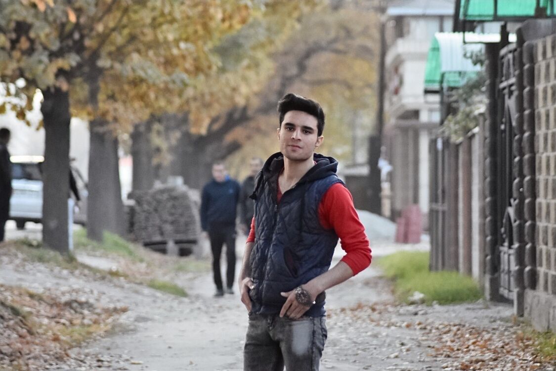 ���� 19352082 ����� Khan Hammad, 25 ���, ���� ���������� � �������