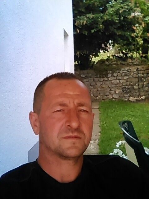  ,   Zoran, 51 ,   ,   , c 