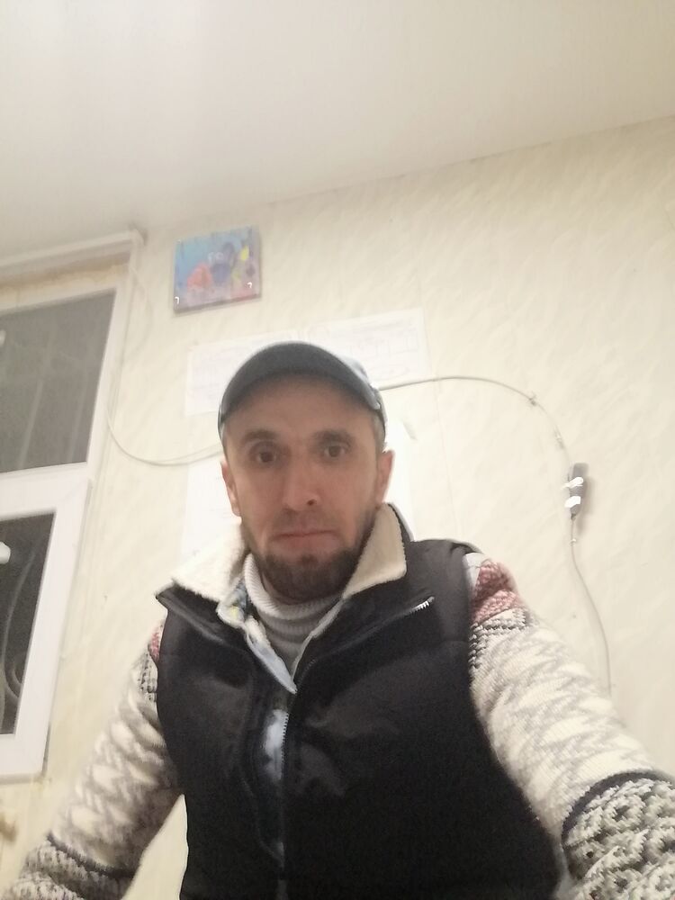  -,   Kaha, 44 ,   ,   , c , 