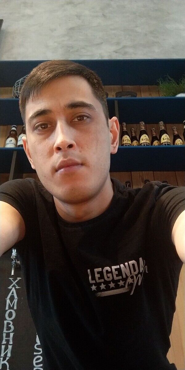  ,   Ruslan, 38 ,   ,   , c 