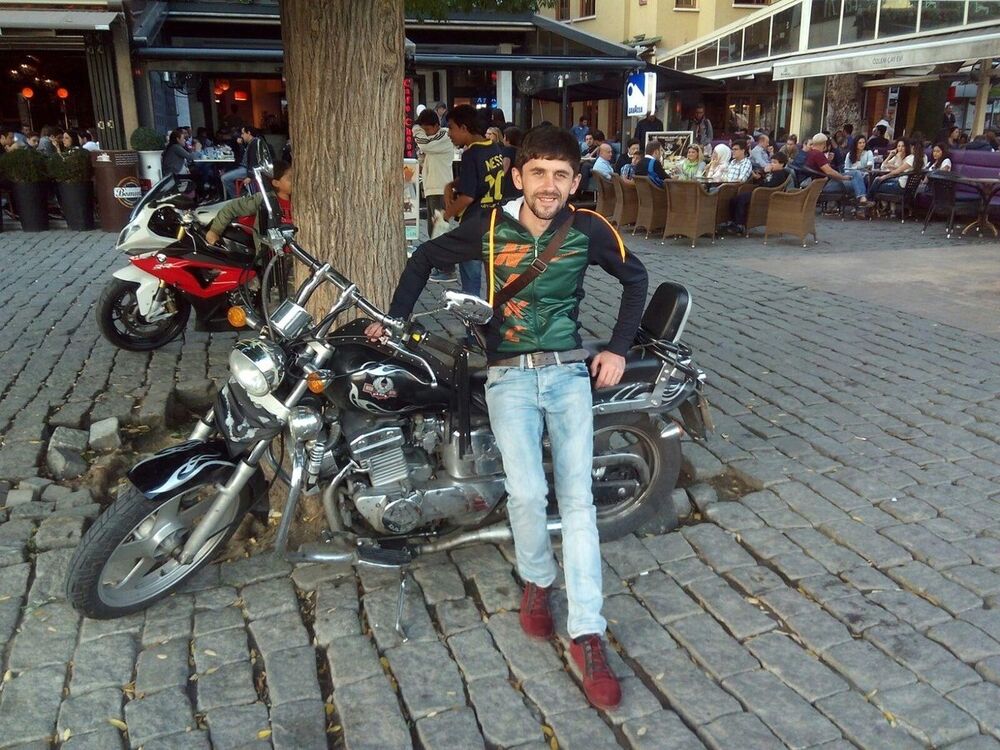  ,   Archili, 37 ,   