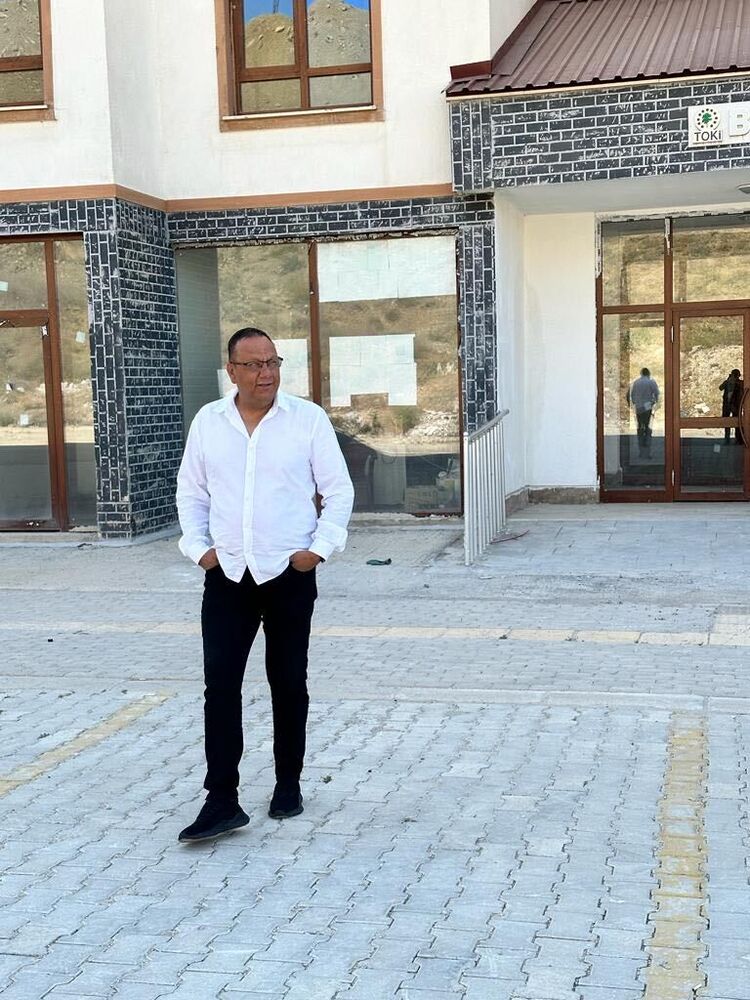  36290752  Serdar, 51 ,    Mercin