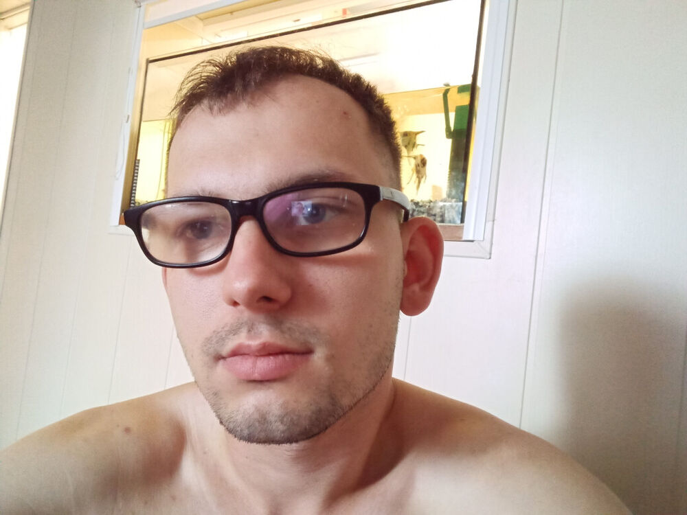  21798712  , 32 ,    