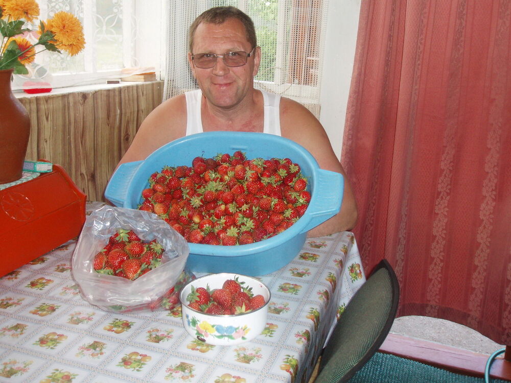  7107812  Vladimir, 55 ,    