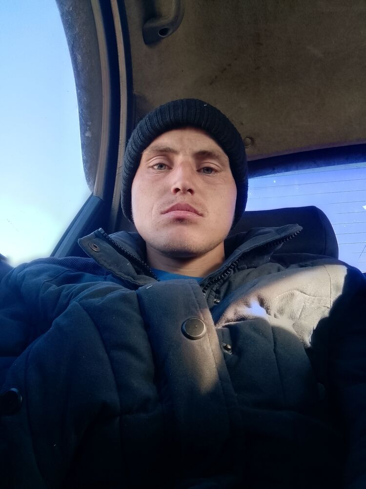 47036052  , 27 ,    