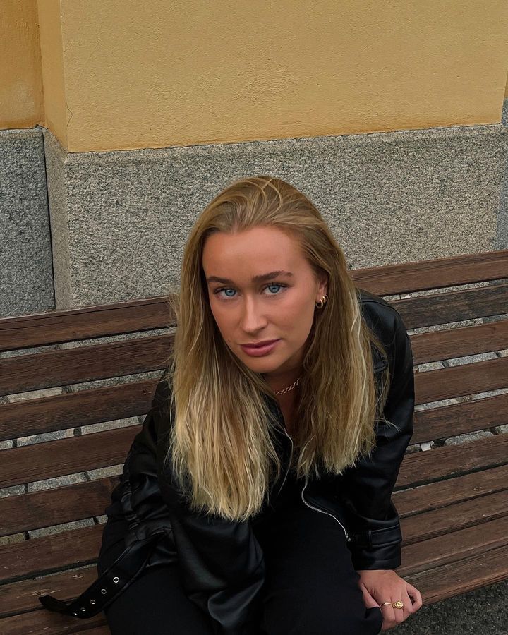  45788362  , 30 ,    
