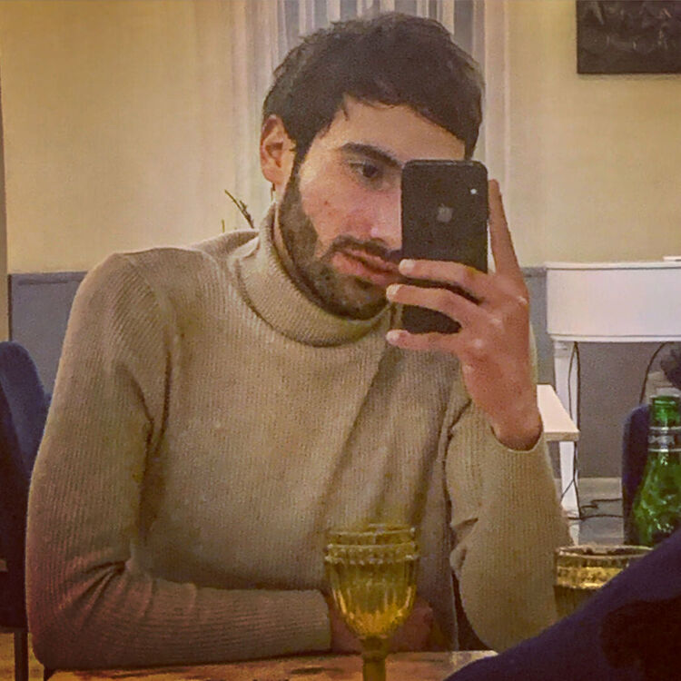  ,   Hovo, 29 ,   ,   