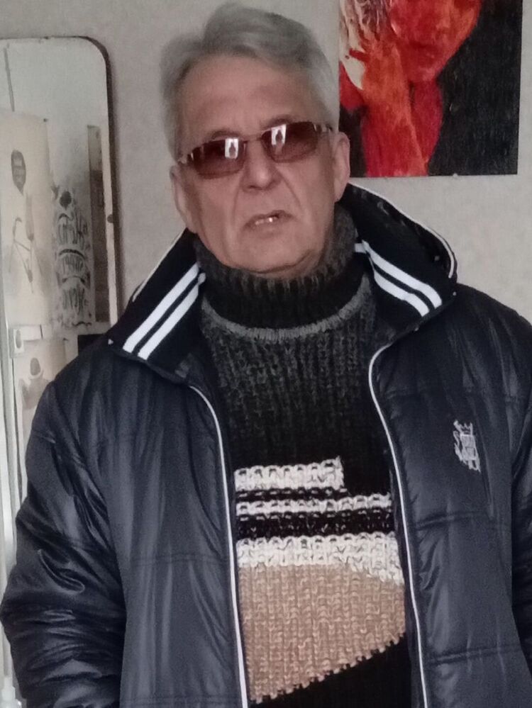  ,   Stas, 64 ,   c 