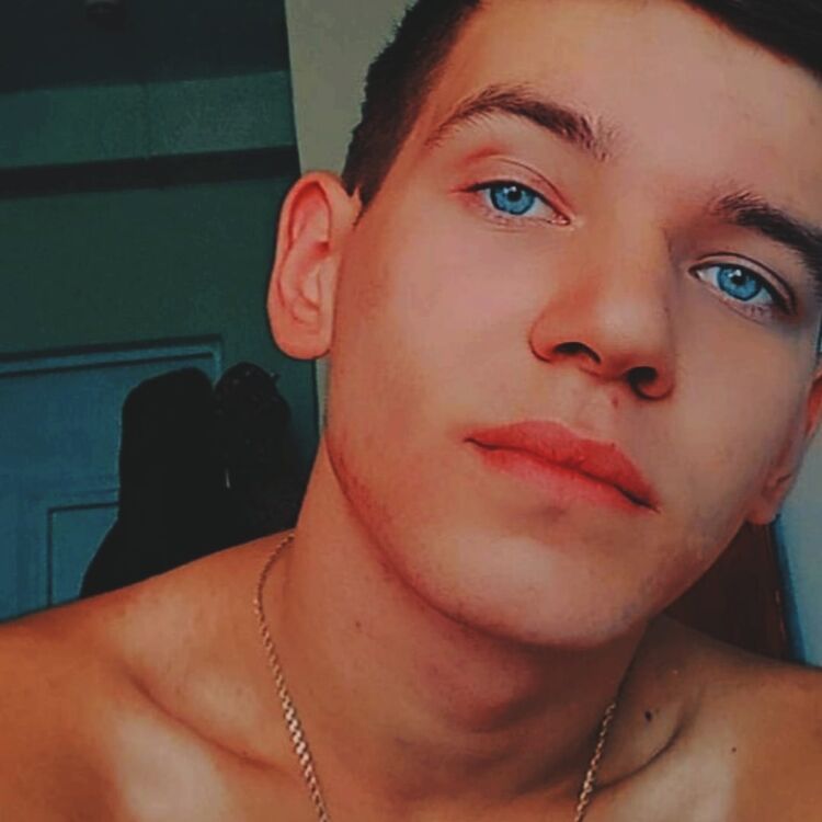  24783952  ANGEL, 22 ,    
