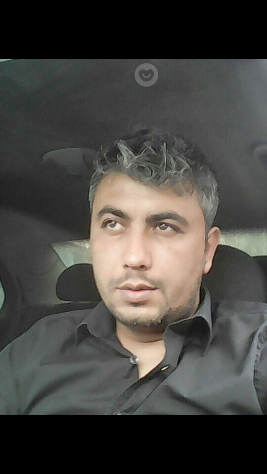  21083522  Emir, 40 ,    