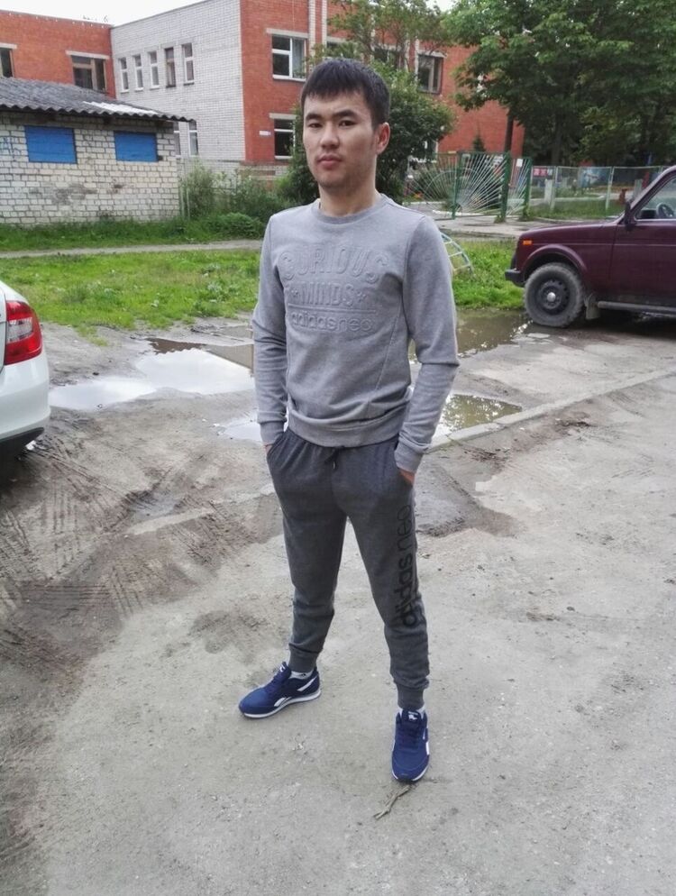  10262052  Meraj, 31 ,    