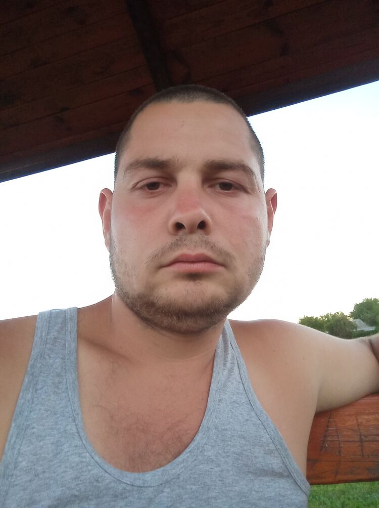  28179782  , 25 ,    