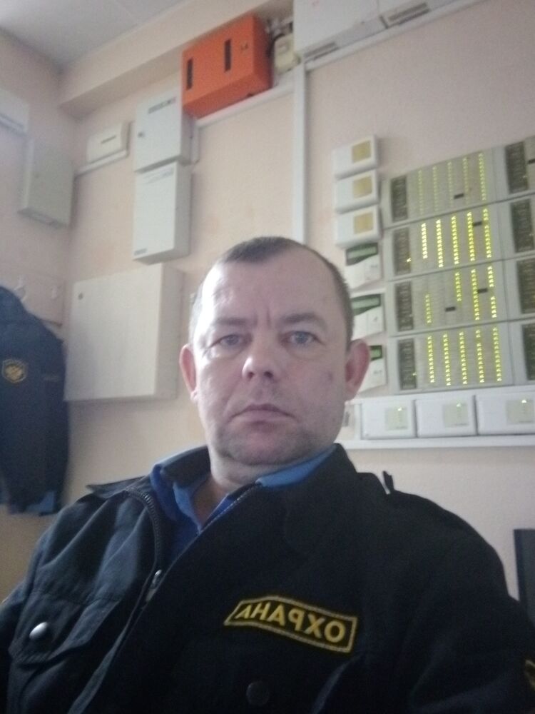  44449902  , 40 ,     