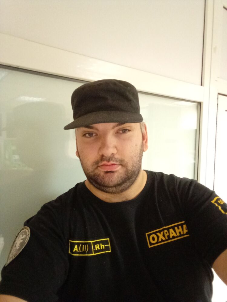  40113962  , 33 ,    