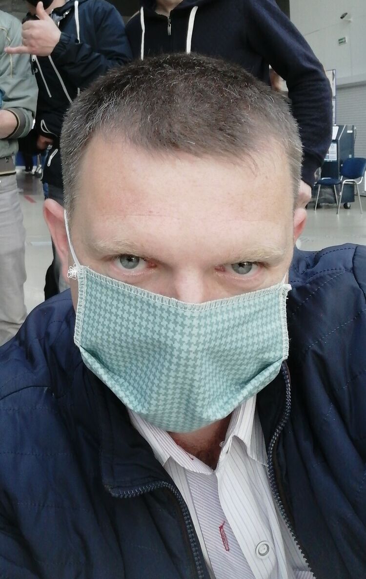  20132282  Pavel, 43 ,    