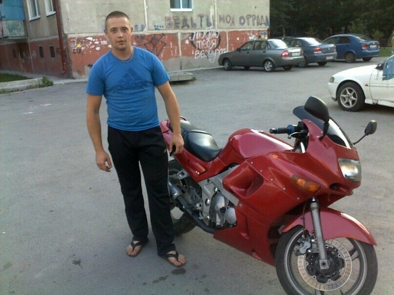  29050972  Stas, 36 ,    