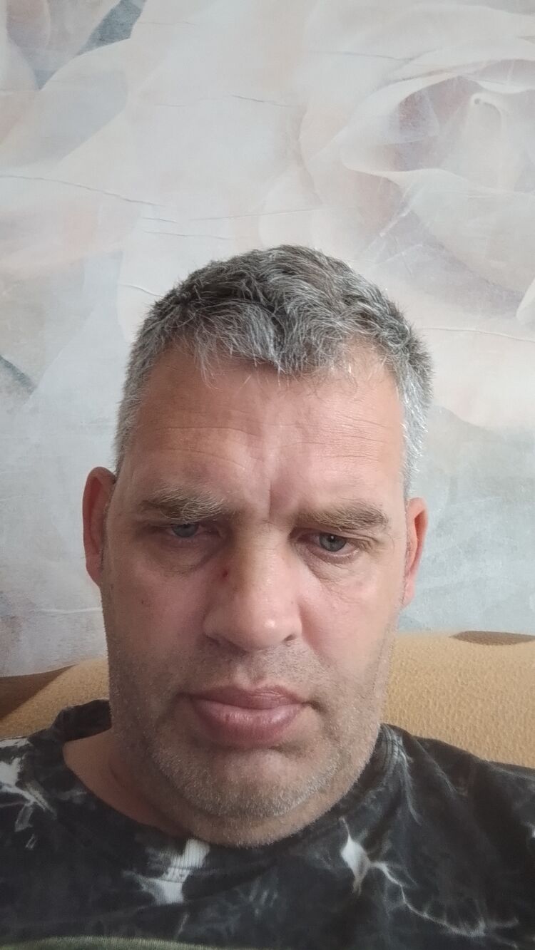  52025712  , 44 ,    