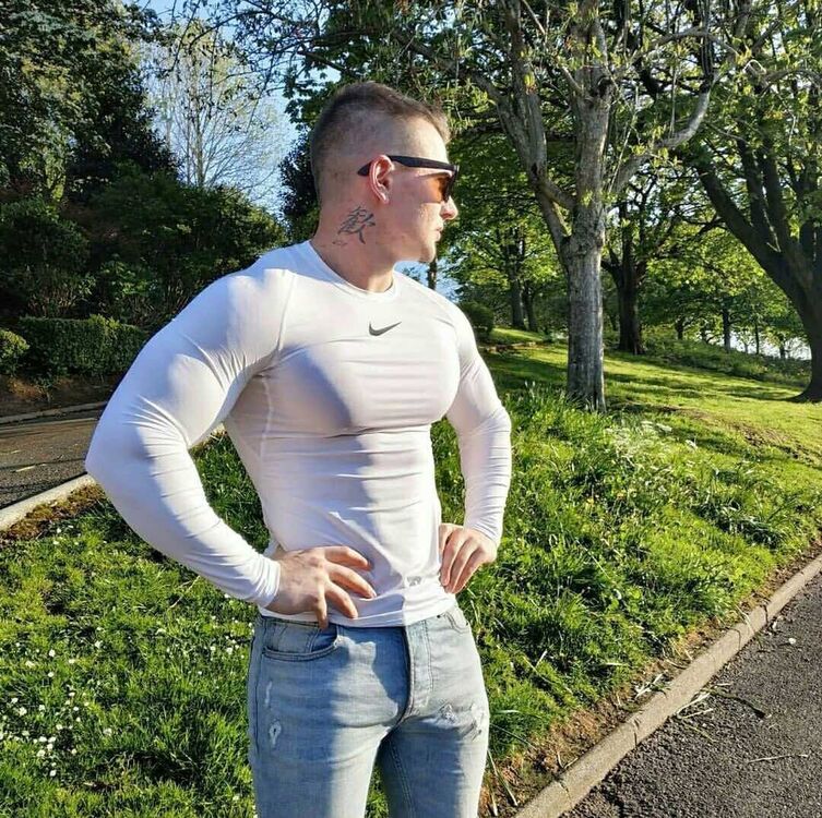  17210342  Victor, 45 ,    