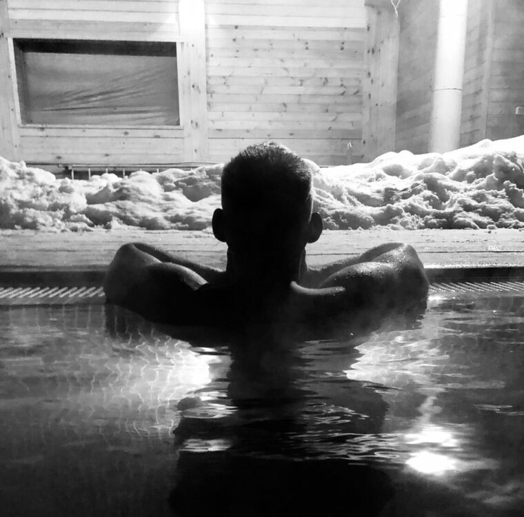  31473472  Maxim, 31 ,    