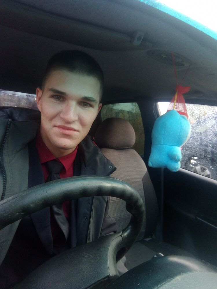  -,   Pavel, 26 ,   ,   