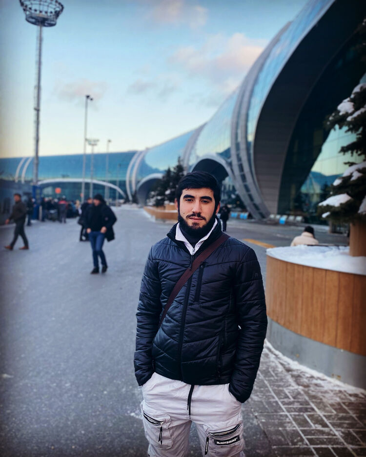  ,   Vahan, 24 ,   