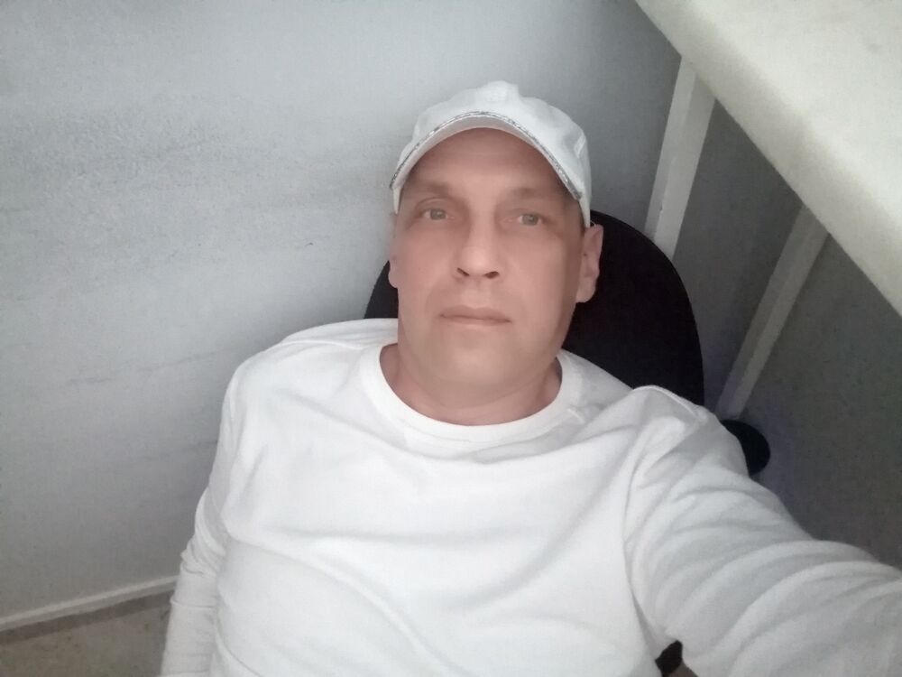  29984762  , 53 ,    