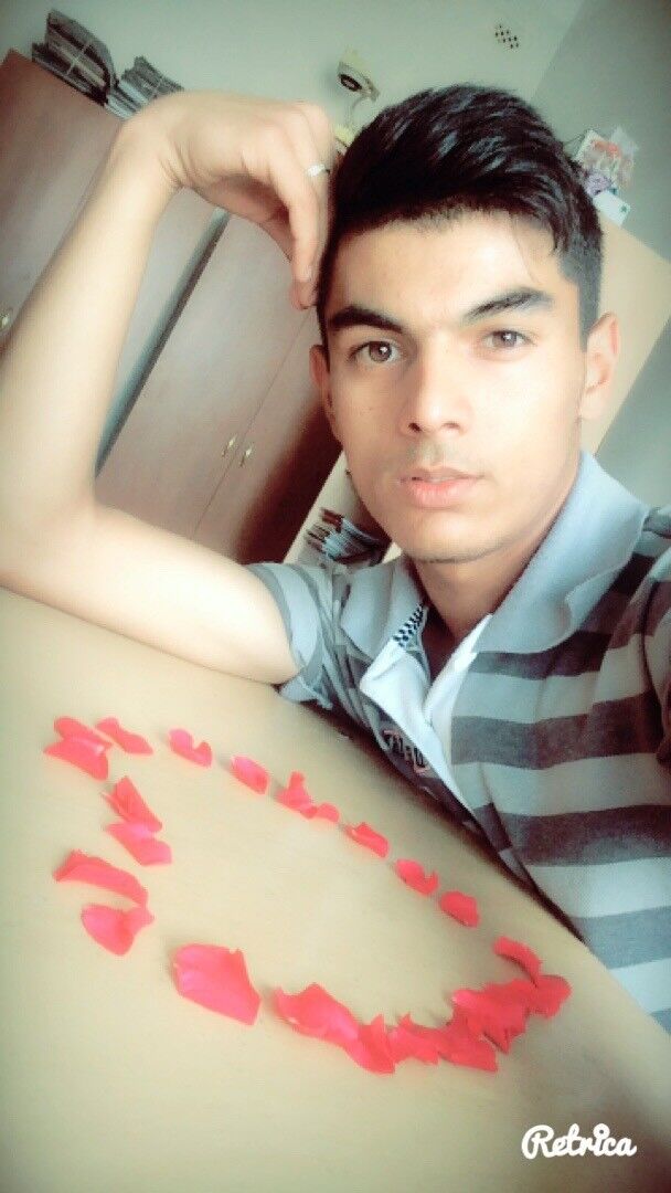  10577212  Mustik, 28 ,    