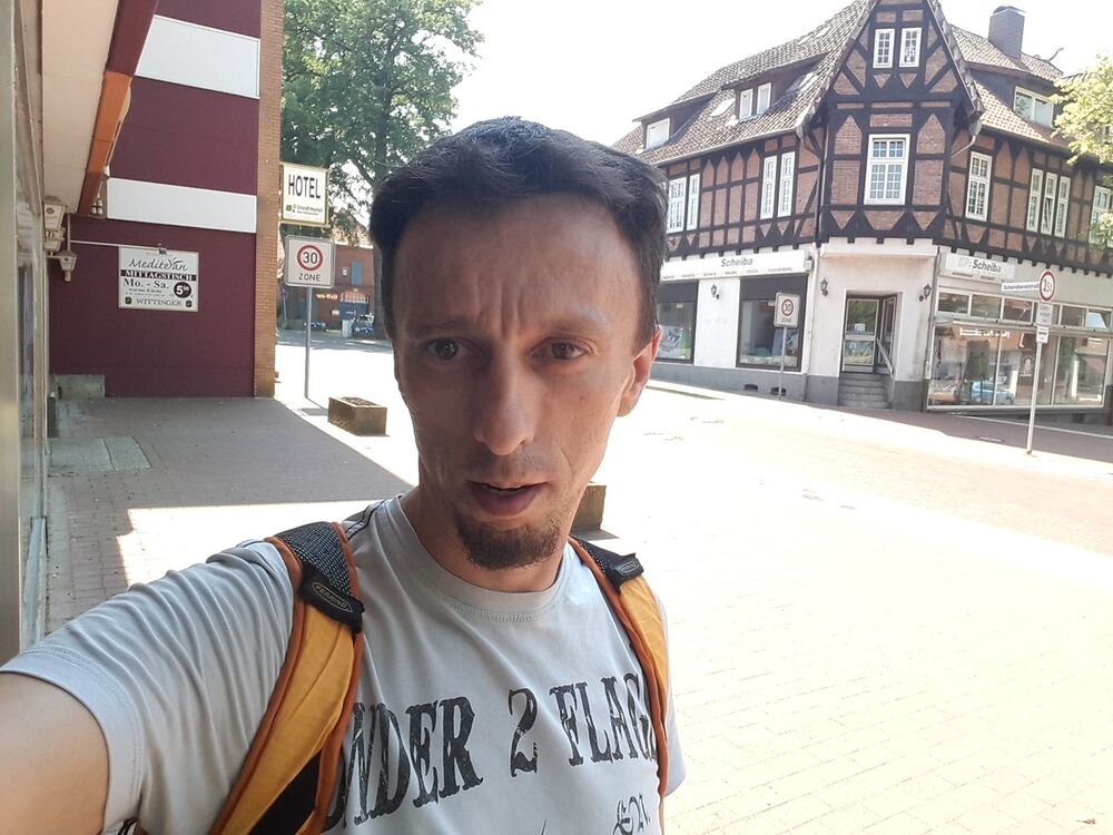  15083322  , 49 ,    -