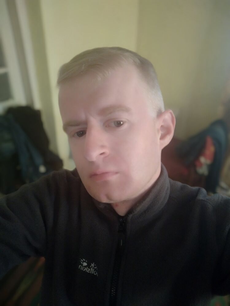  22834332  , 33 ,    