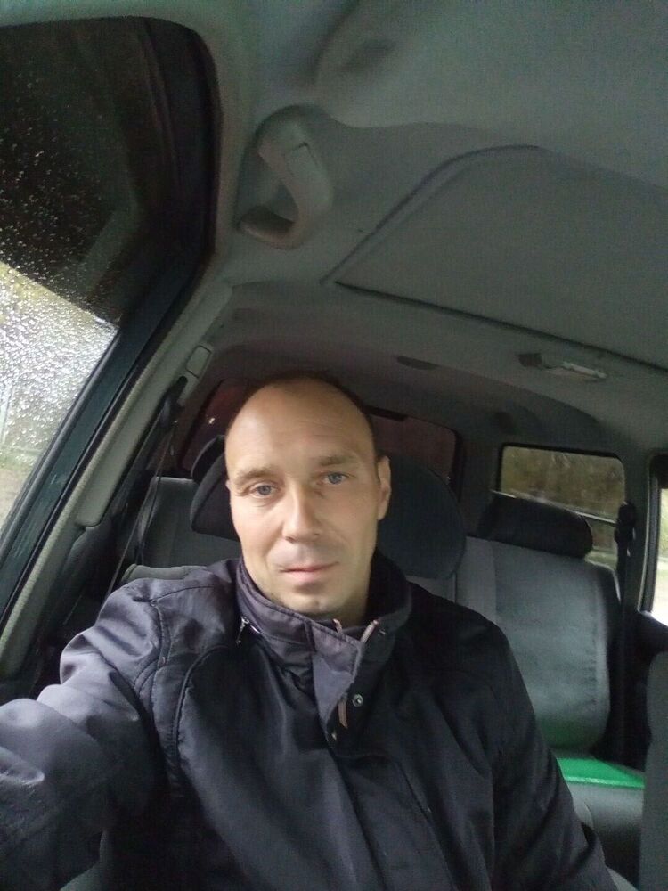  54424602  , 37 ,    -