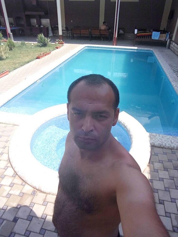  20563802  Shavkat, 41 ,    