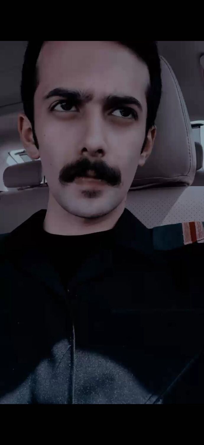  51701152  Abdulaziz, 25 ,    Palais-Bourbon