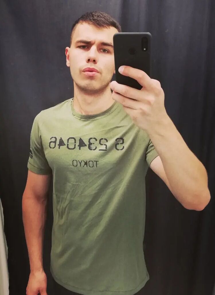  35659692  Nikolay, 30 ,    