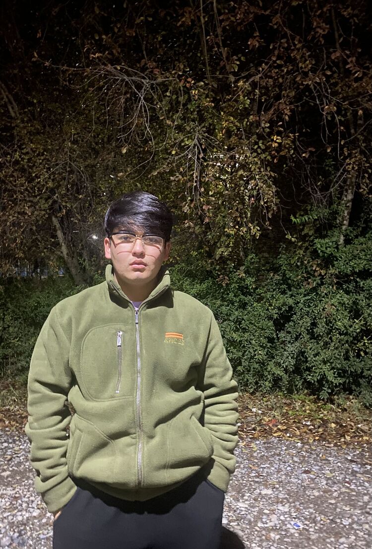  47914662  Yunusbek, 25 ,    
