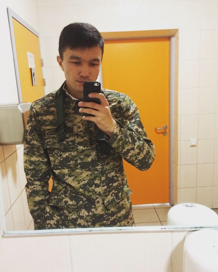  18023522  , 30 ,    