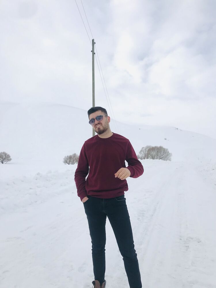  37747572  Cihan, 25 ,    Czluchow