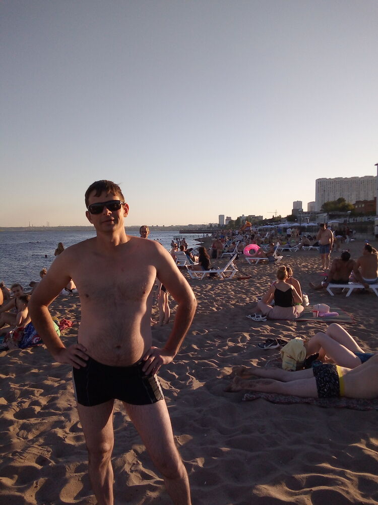  36234092  Bogdan, 42 ,    