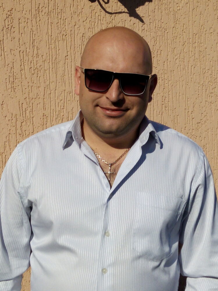  7076552  , 41 ,    