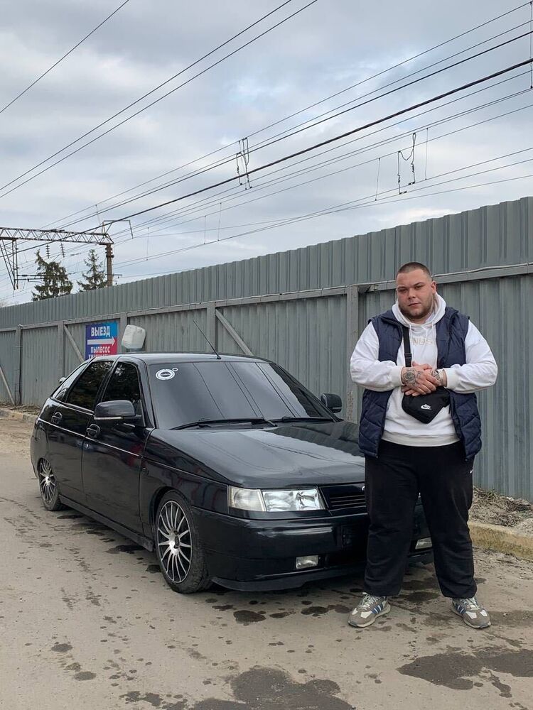  42528692  , 22 ,    