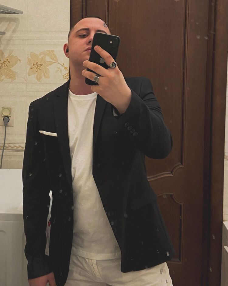  ,   Mr, 25 ,   ,   , c , 