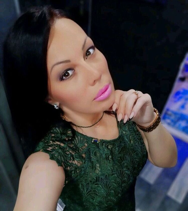  ,   Irina, 41 ,   ,   