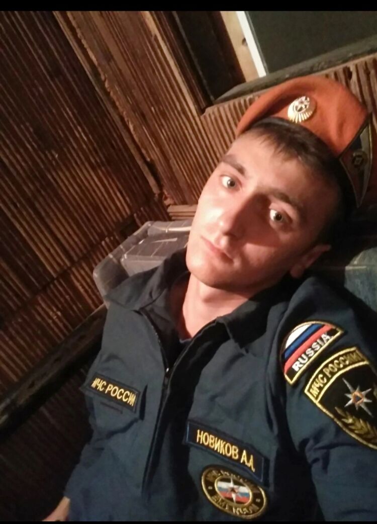  47661142  , 26 ,     