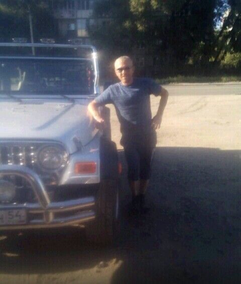  27163152  Egor, 37 ,    