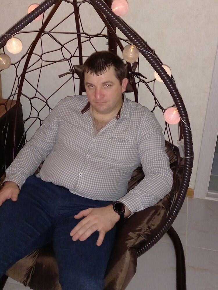  27280582  Alexander, 40 ,    