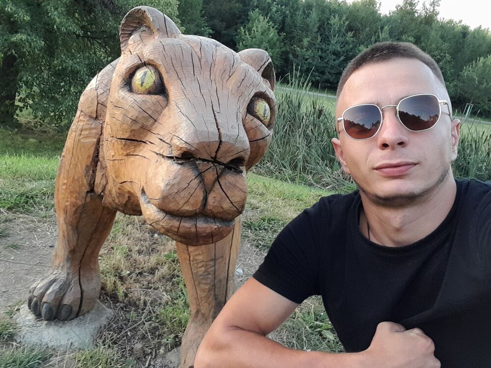  28347072  Yevhe, 25 ,    Praha
