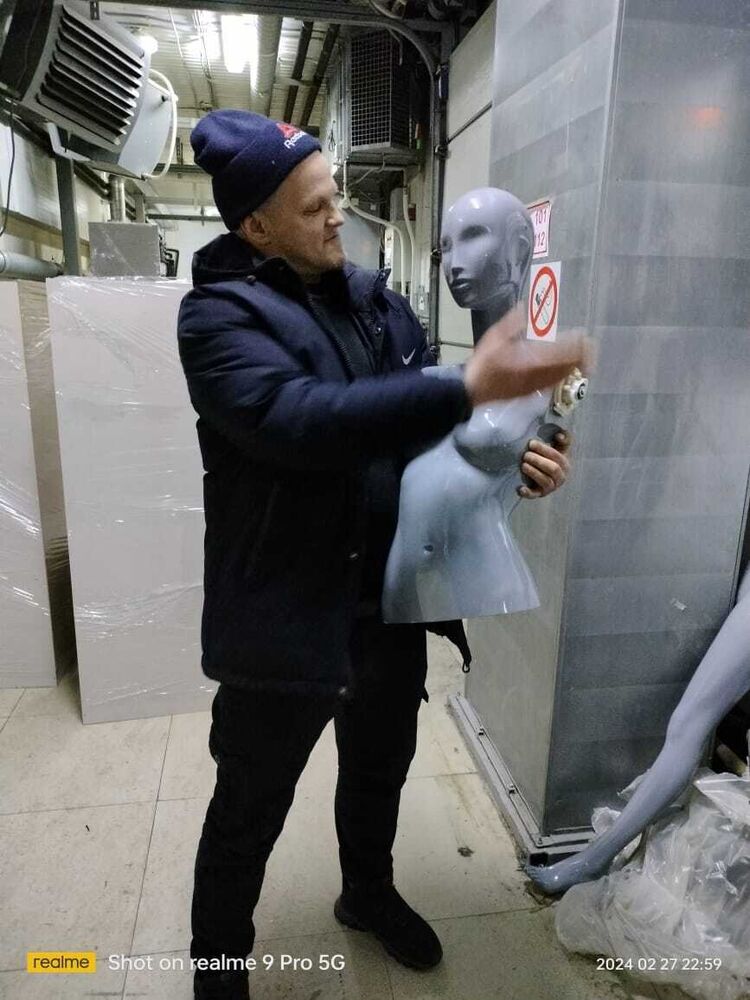  42918132  , 42 ,    
