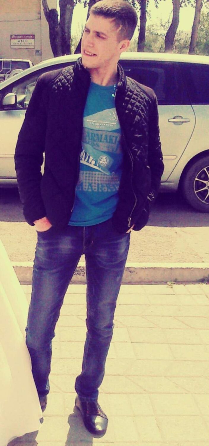  ,   Sergei, 34 ,   ,   , c , 