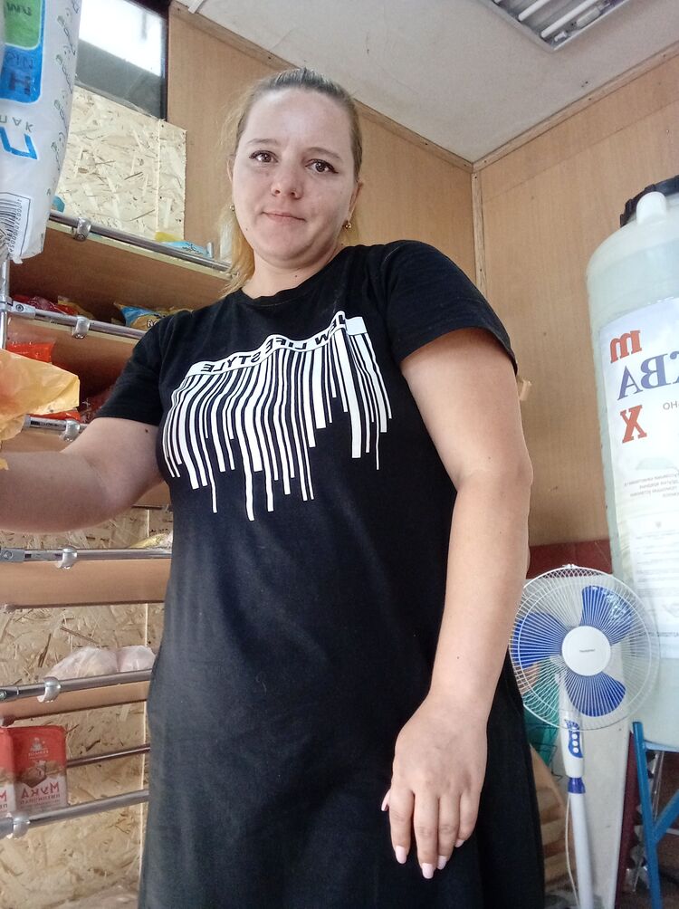  44922062  , 33 ,    