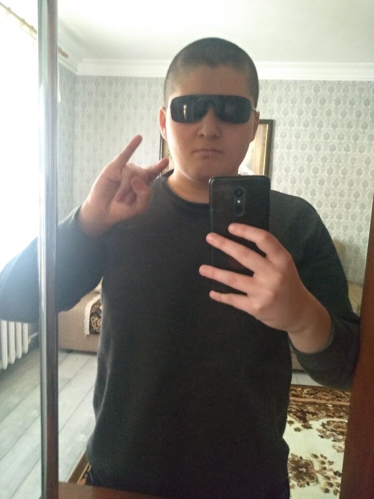  33039952  , 20 ,    